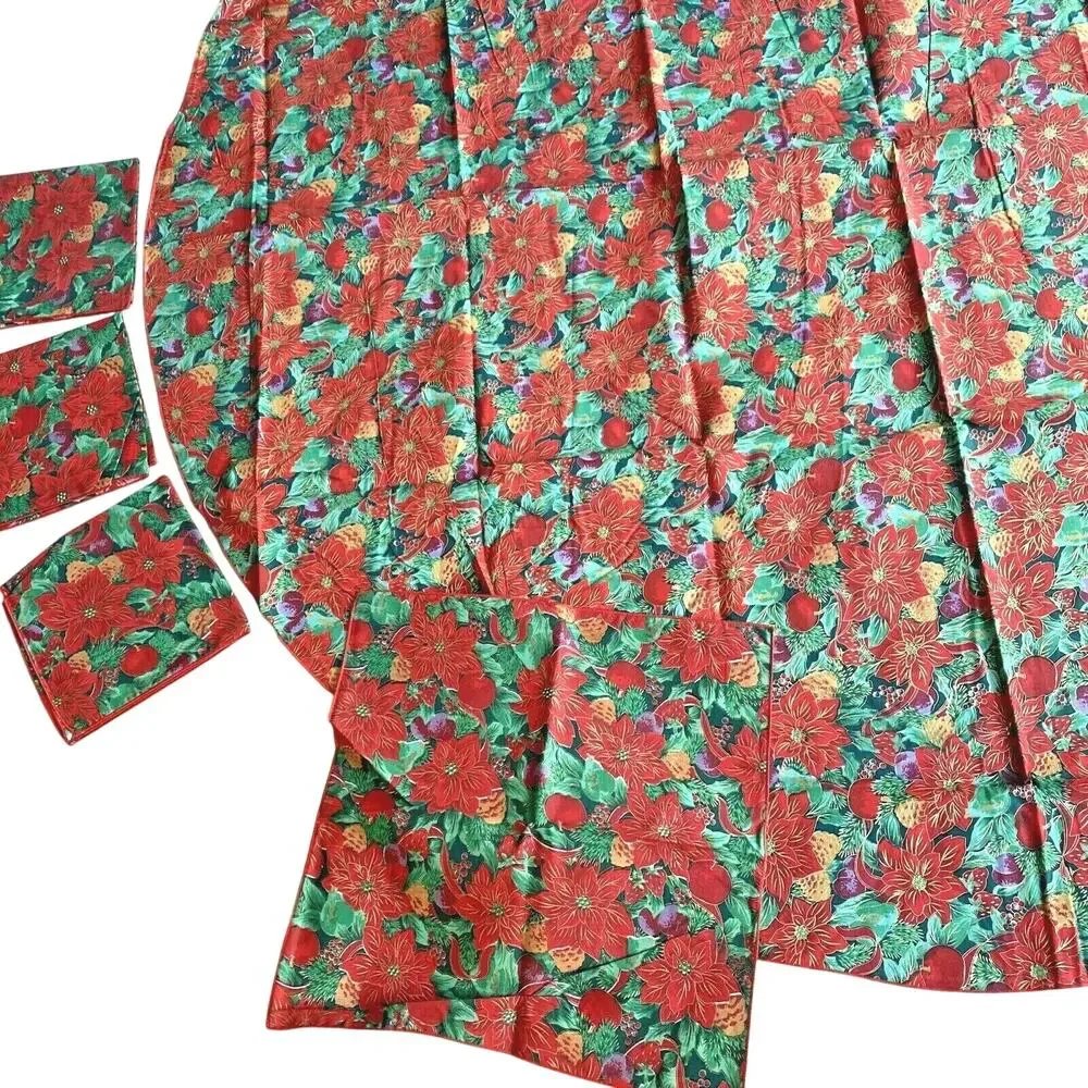 Vintage Christmas Holiday Tablecloth & 4 Matching Napkins Retro Festive Colorful